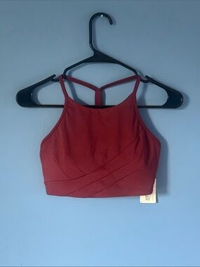 NWT Lululemon Size 8 flow Y wrap–front high-neck bra